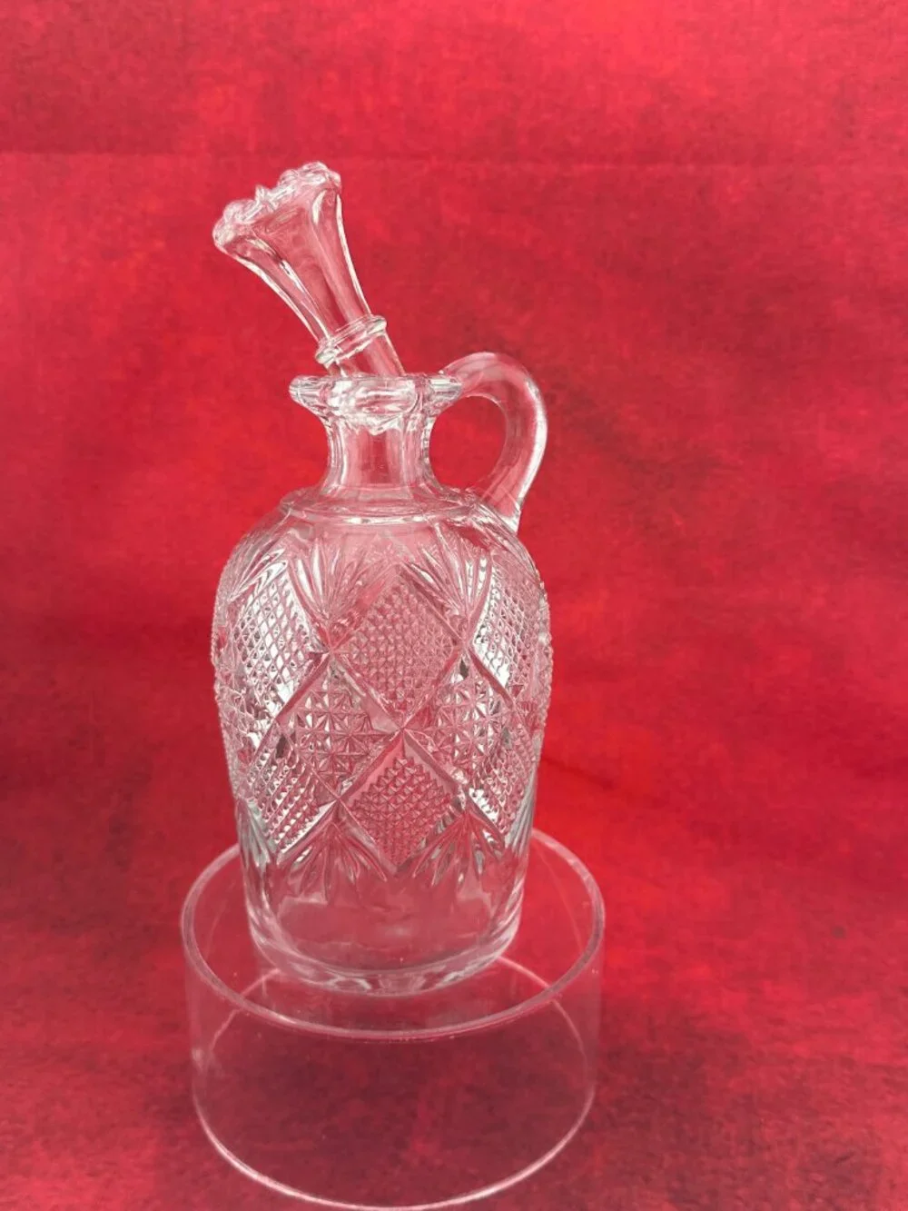 EARLY AMERICAN PATTERN GLASS STYLE PRESSED GLASS JUG/DECANTER with GLASS STOPER